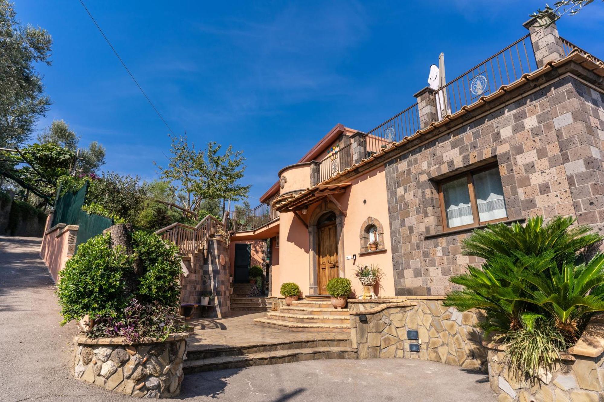 Villa Caruso Private Heated Pool & Sea View Sorrento Esterno foto