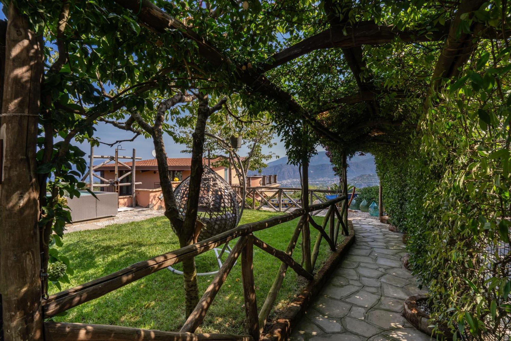 Villa Caruso Private Heated Pool & Sea View Sorrento Esterno foto